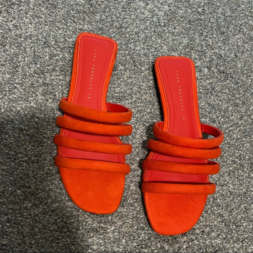 Zara Trafaluc orange slides sandals
